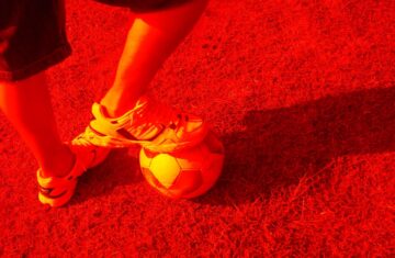 Photo "What shoes with a salmon skirt"