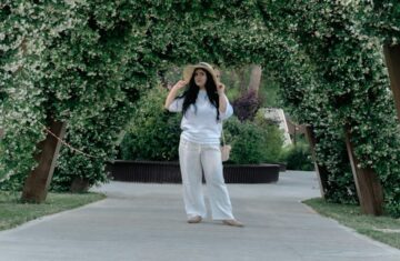 Photo white pants